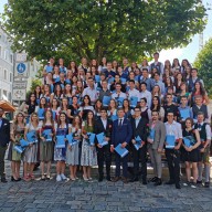 91 Schülerinnen und Schüler der Realschulen und FOS BOS aus dem Landkreis Traunstein erzielten einen Notendurchschnitt von 1,5 oder besser. ©Landratsamt Traunstein