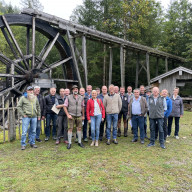 Die Teilnehmer der jüngsten Vorstands- und Obmännersitzung des Verbands der Forstberechtigten im Chiemgau e.V (©Landratsamt Traunstein)