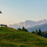Kreuz auf der Winklmoosalm  © Stockklauser