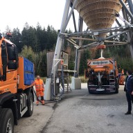 Landrat Siegfried Walch machte sich jüngst ein Bild von den Winterdienstvorbereitungen des Kreisbauhofs. ©Landratsamt Traunstein